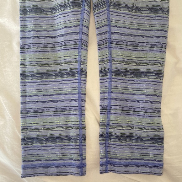 Lululemon Wunder Under Crop III Space Dye Size 6 - Picture 9 of 12